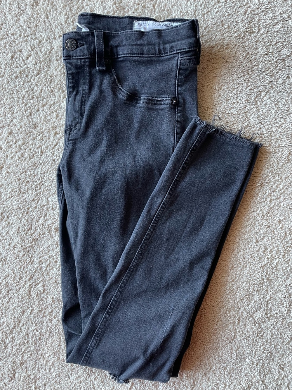 Rag & Bone Black Women's Skinny Jeans Size 29 Ripped Accent Chic Casual